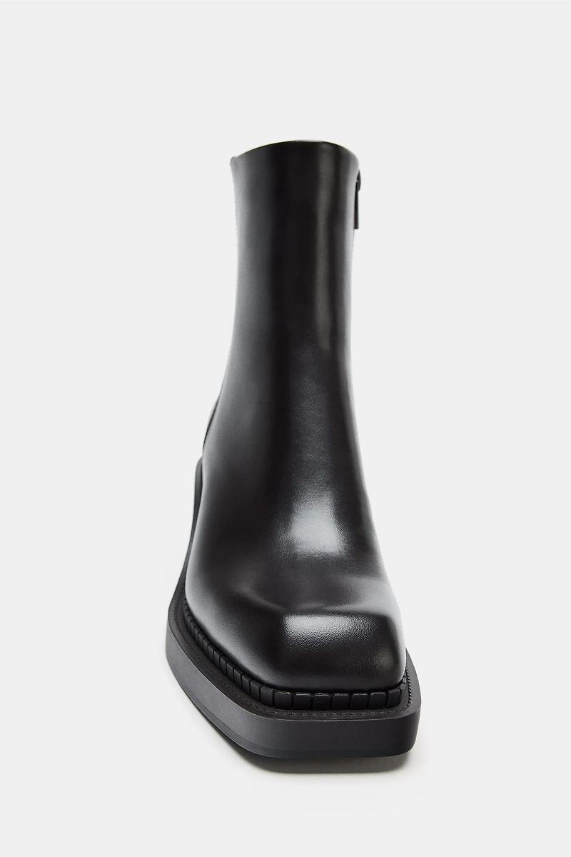 BOTTINES À TALONS BLOCS