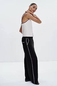 CONTRAST PIPED TRIM CAMISOLE
