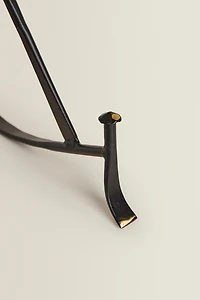 METAL STAND