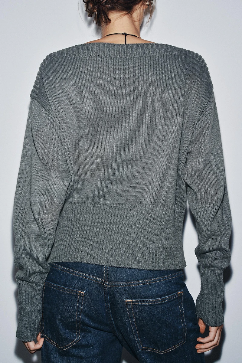 BOAT NECK KNIT SWEATER