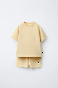 ENSEMBLE DE JOGGING ÉTIQUETTE