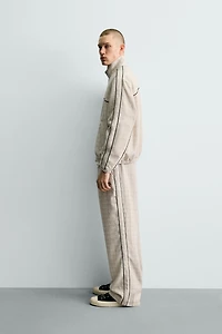 PANTALON DE JOGGING STRUCTURÉ À BANDE CONTRASTANTE