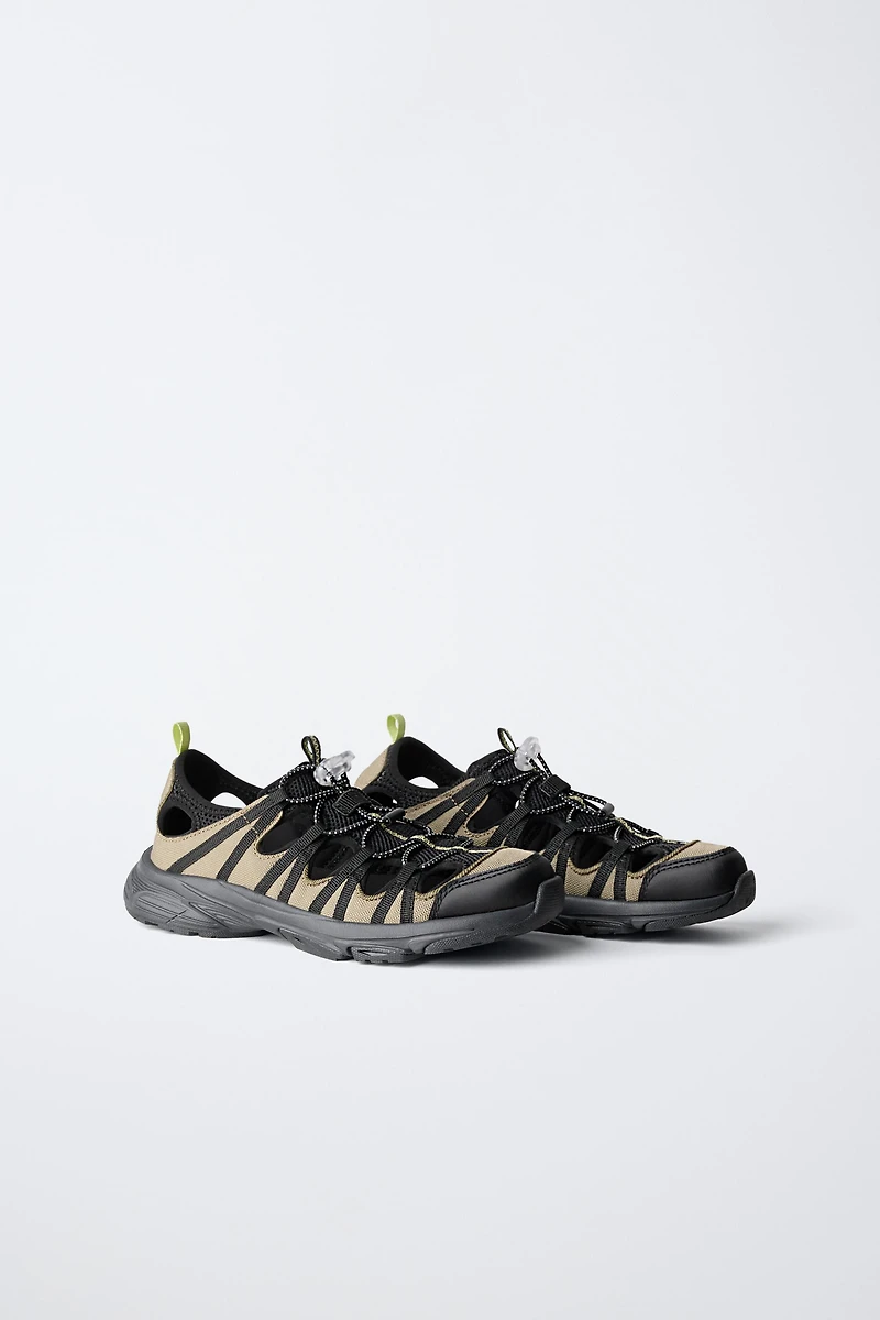 FISHERMAN SNEAKERS