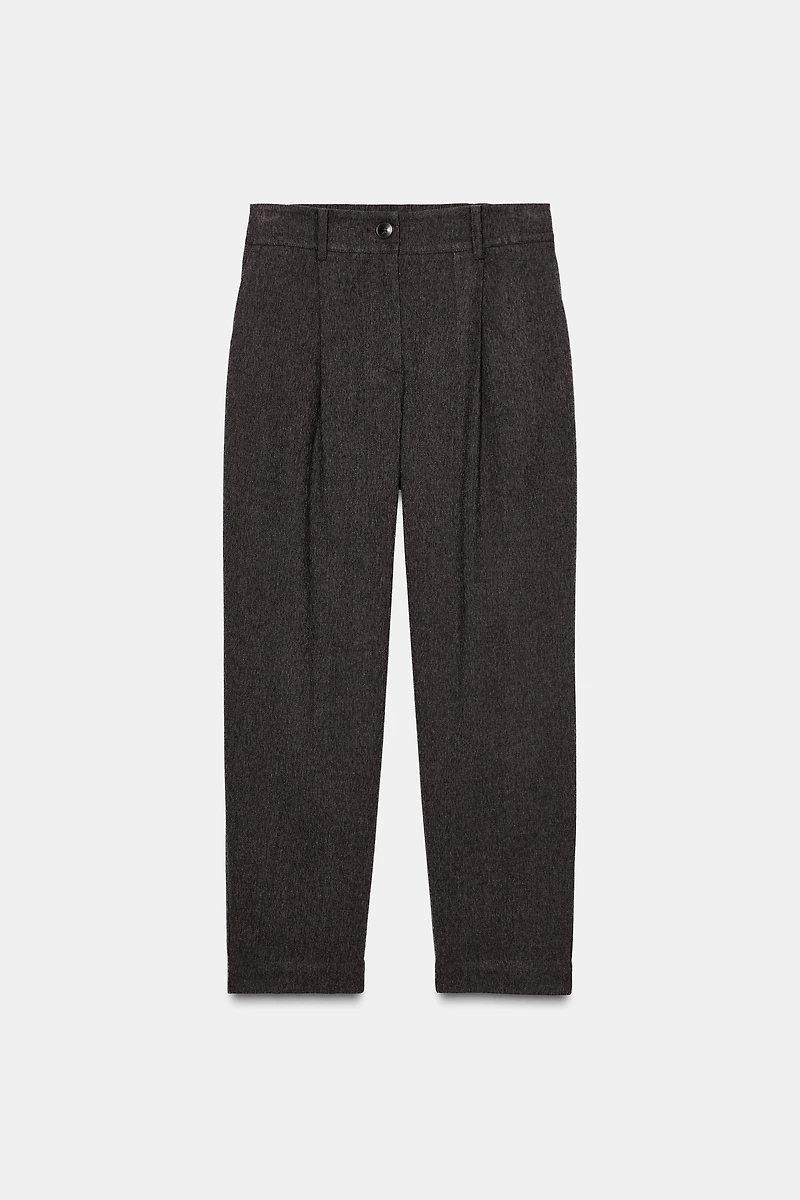 PLEATED PANTS WITH ELASTIC BACK