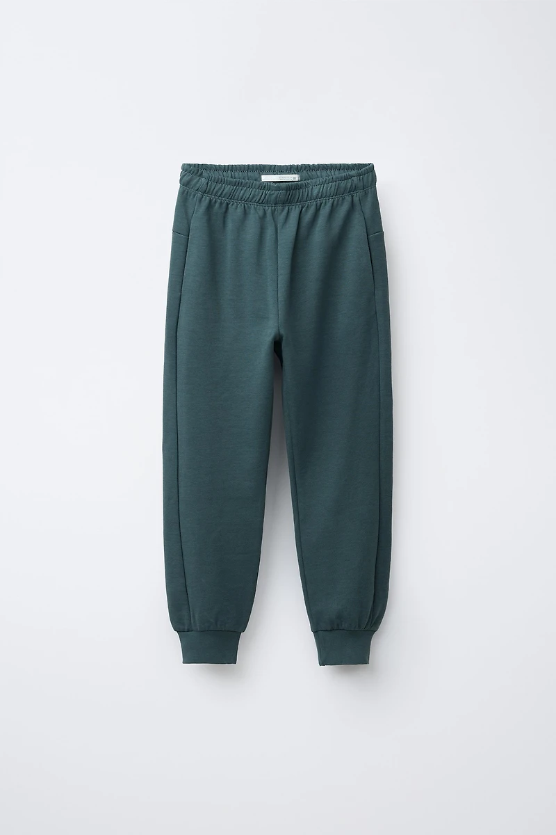 ENSEMBLE INTERLOCK SWEAT ET JOGGER INSCRIPTION EN RELIEF