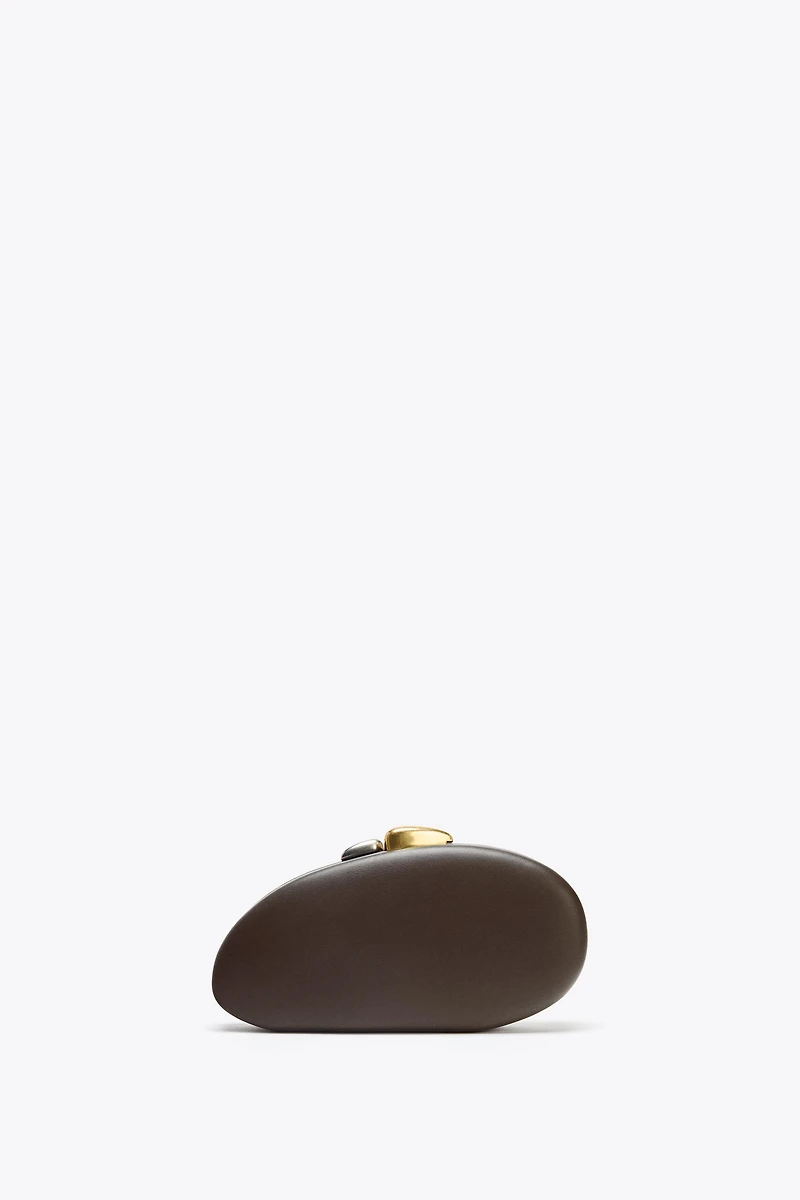 METALLIC CLOSURE CLUTCH