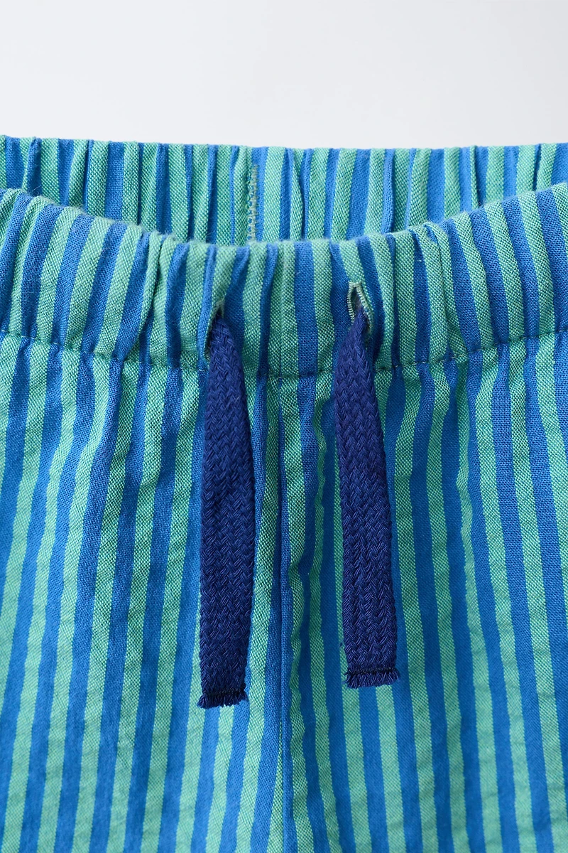 SEERSUCKER STRIPED SHORTS