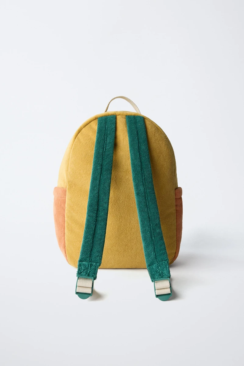 TOWEL BACKPACK