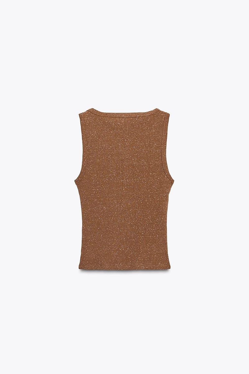 TOP EFFET DÉLAVÉ CLOUS