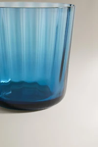 GLASS TUMBLER WITH LINE DESIGN