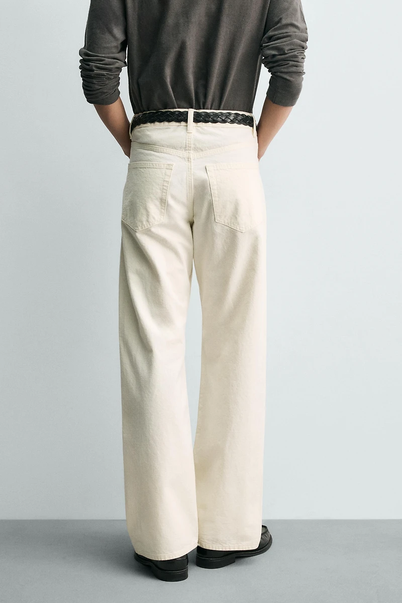LOOSE FIT JEANS