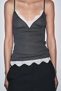 LACE STRAPPY TOP