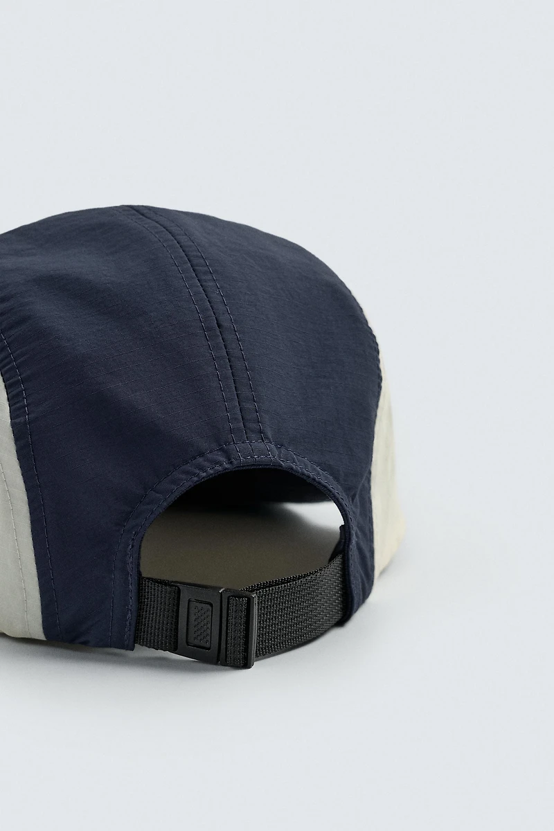 COLOR BLOCK FLAT VISOR TECHNICAL CAP
