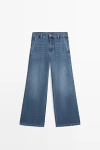 Mid-waist wide-leg jeans