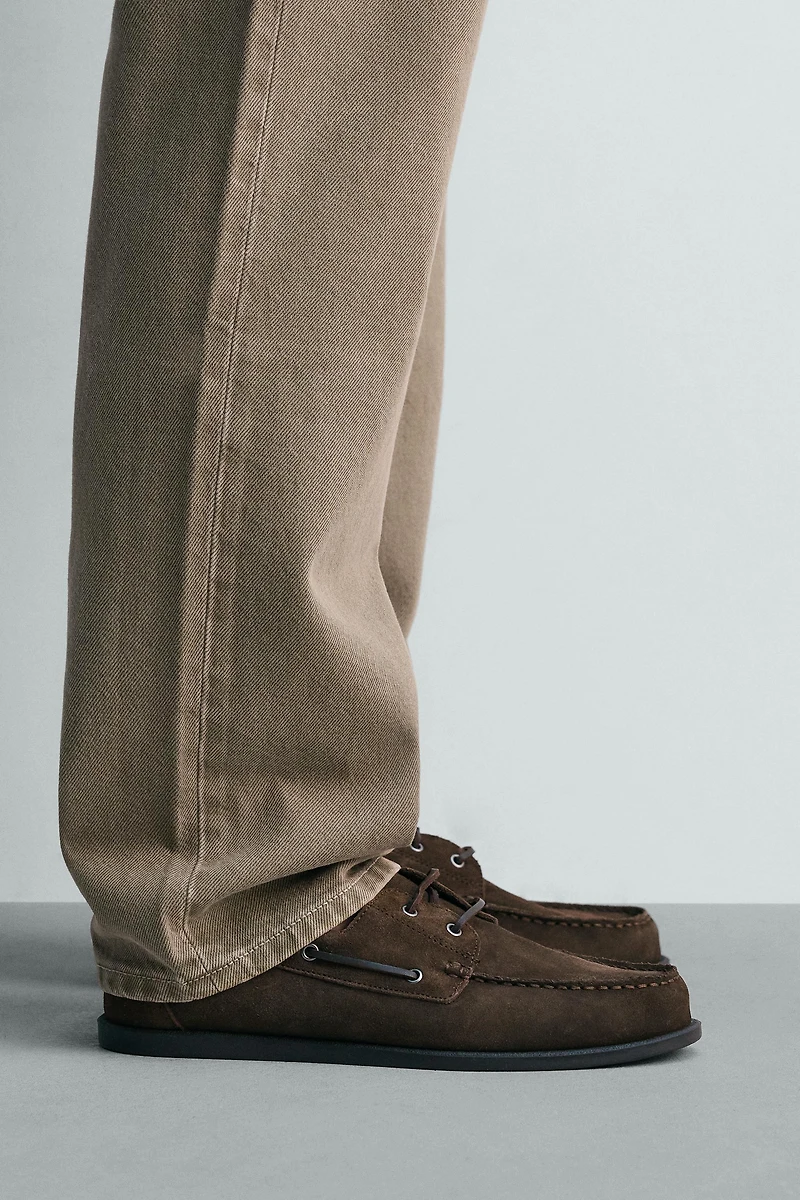 CASUAL LEATHER BOAT SHOES