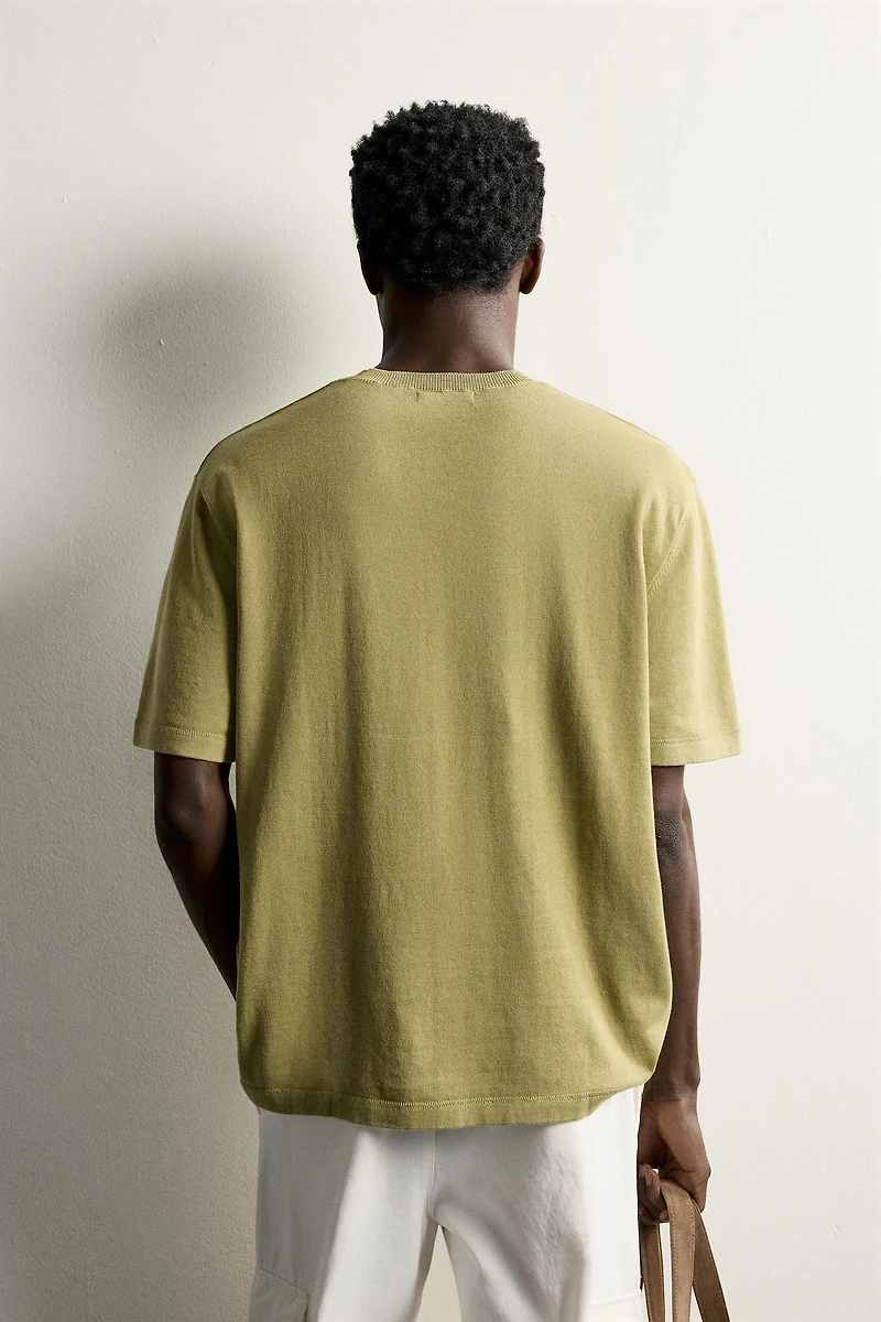 T-SHIRT EN MAILLE REGULAR FIT