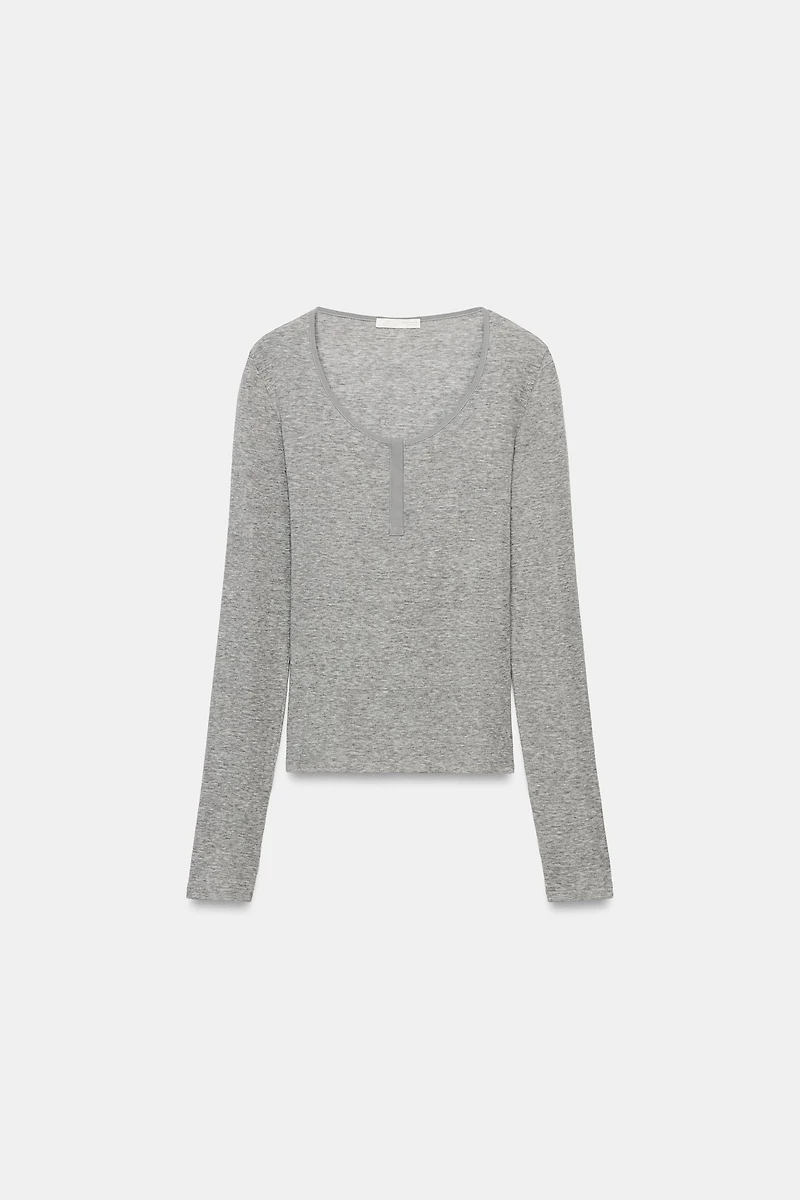 BUTTONED HENLEY T-SHIRT