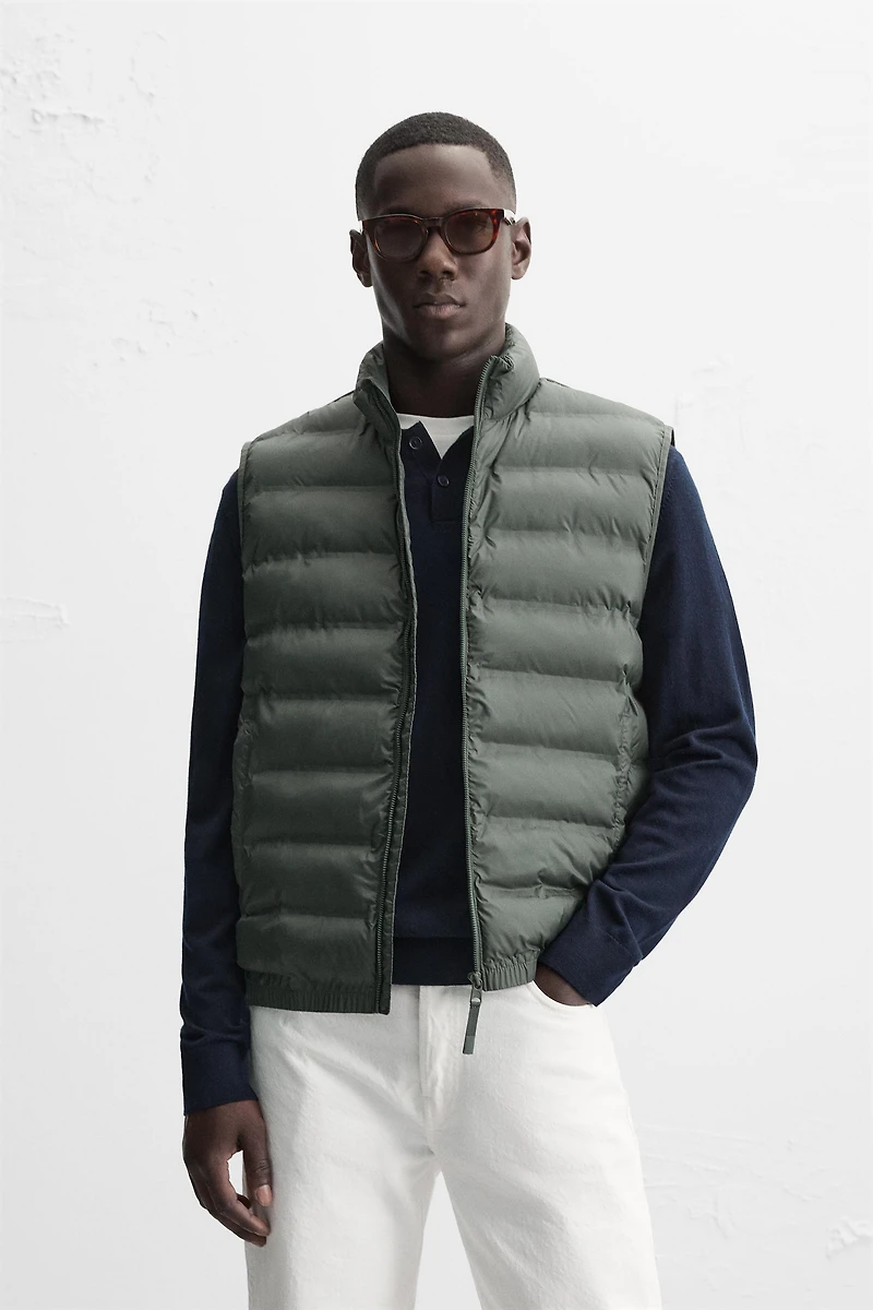 LIGHTWEIGHT PADDED VEST