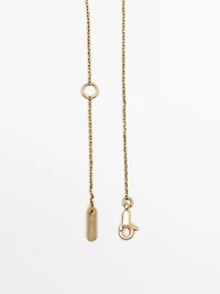 Mini necklace with lace piece pendant