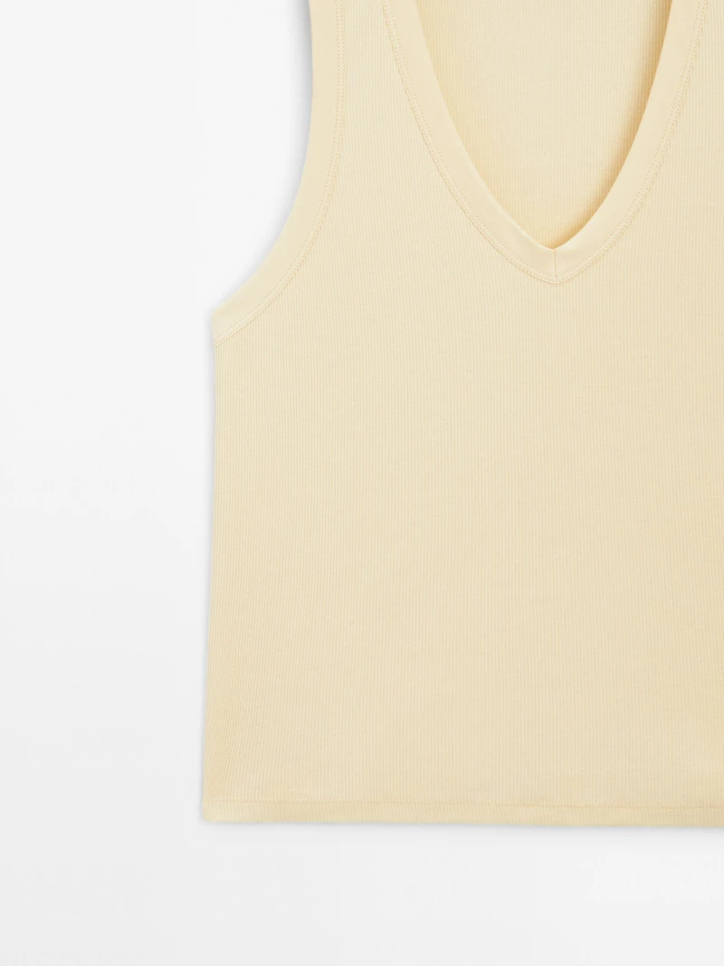 Ribbed V-neck T-shirt