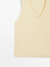 Ribbed V-neck T-shirt