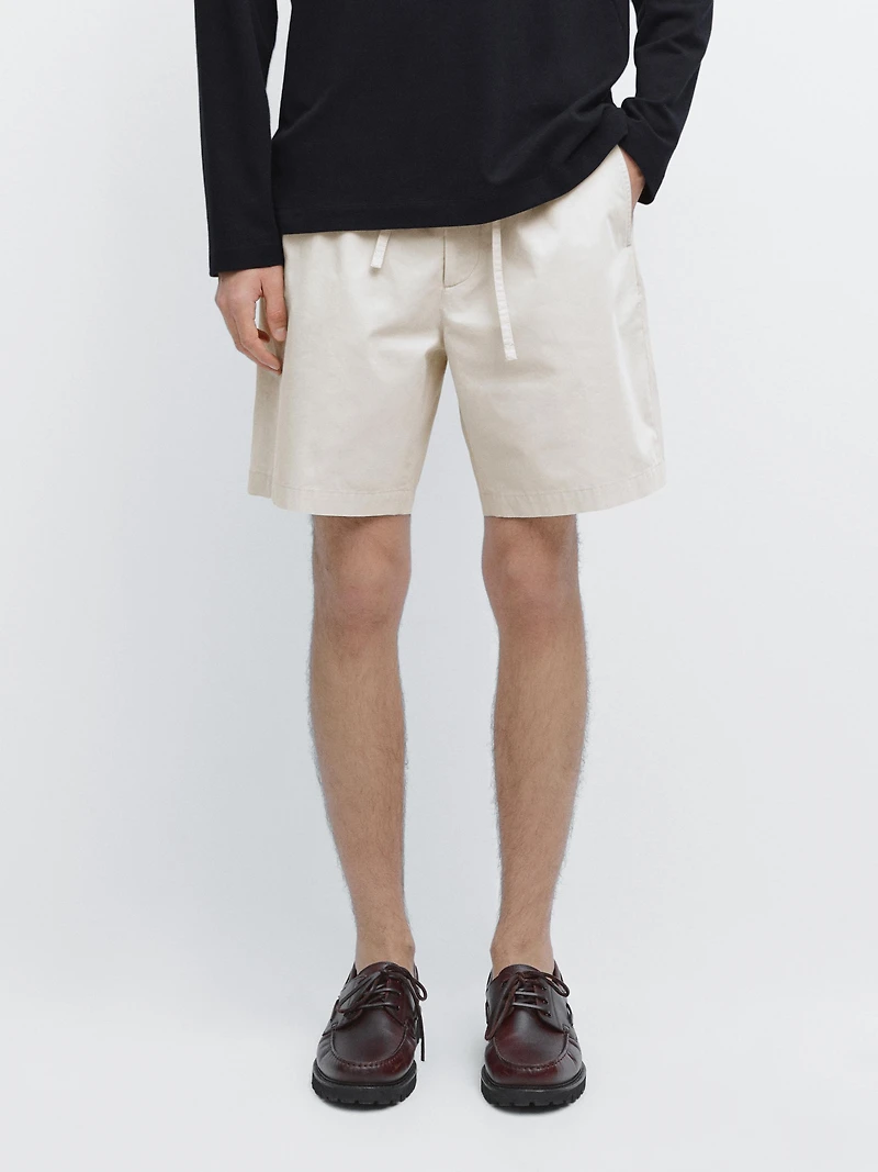 100% cotton jogger fit Bermuda shorts