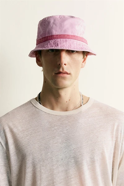 WASHED BUCKET HAT
