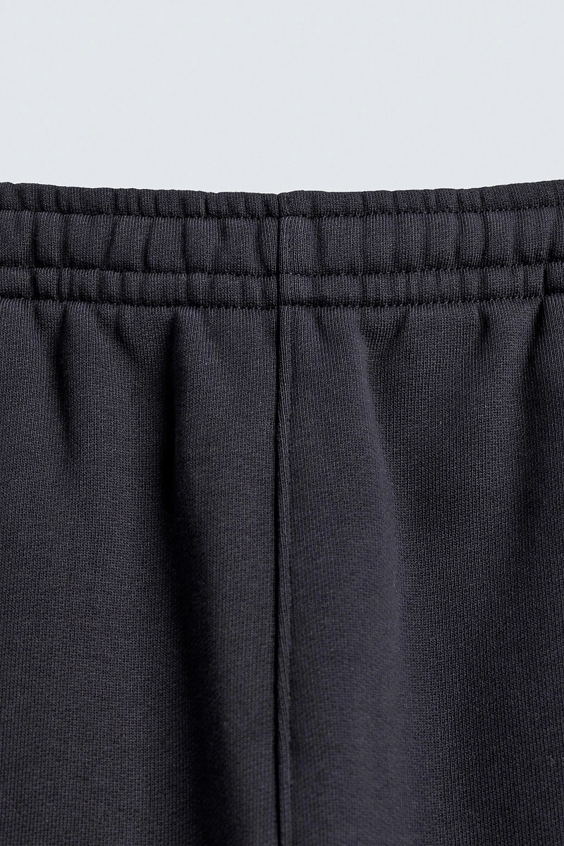 REGULAR FIT JOGGING PANTS WITH PIPING