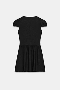 ROBE BOUCLÉ À MANCHES BOUFFANTES