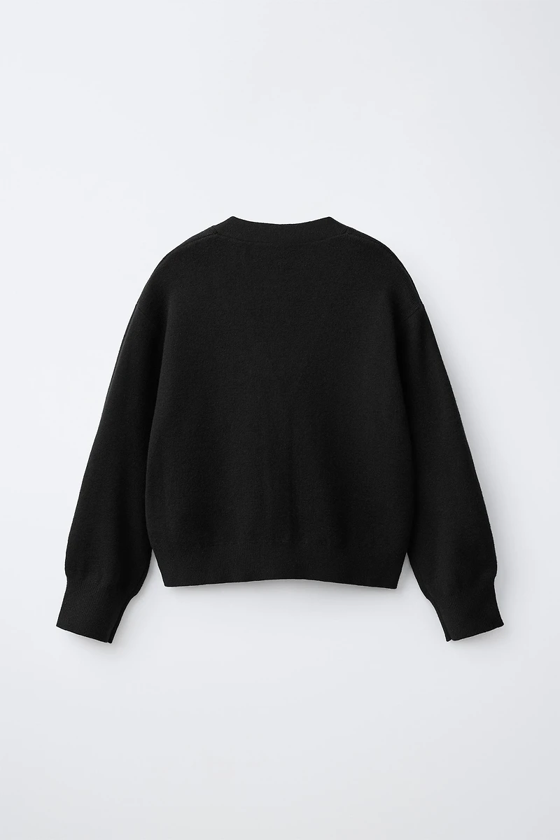 V-NECK CARDIGAN