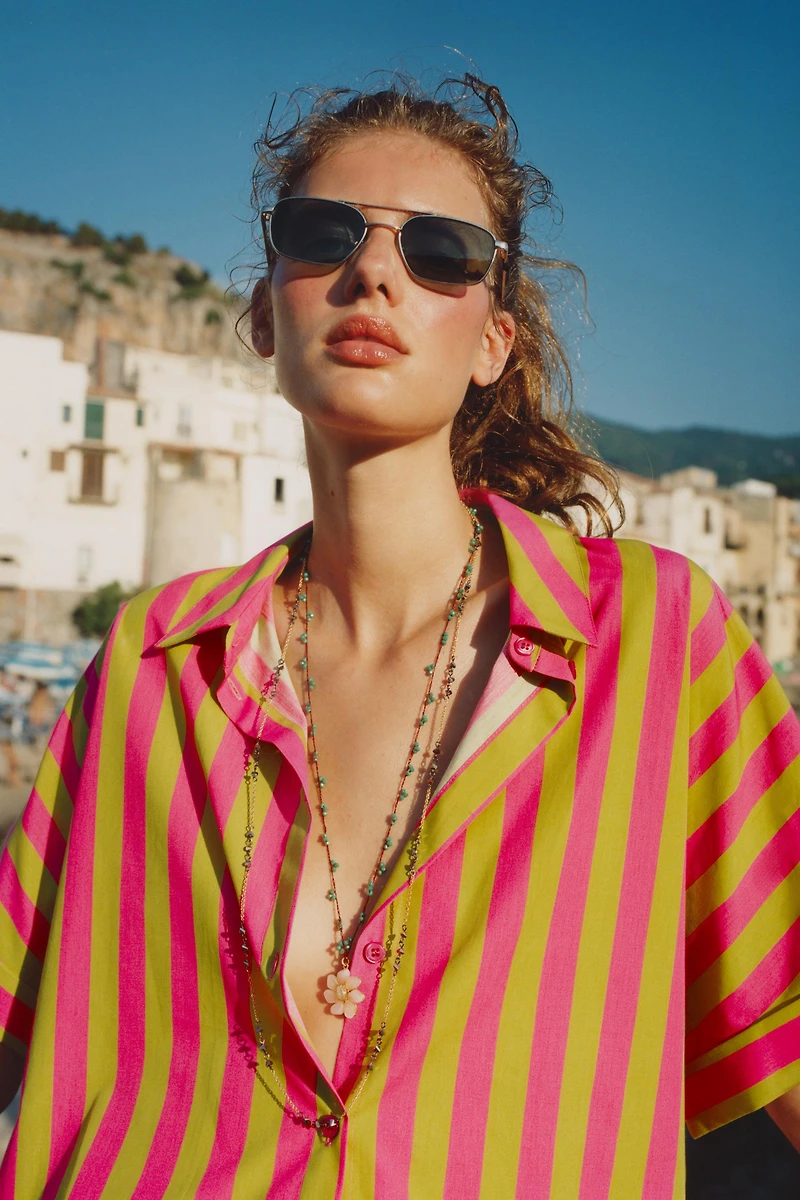 SHORT SLEEVE STRIPED SHIRT