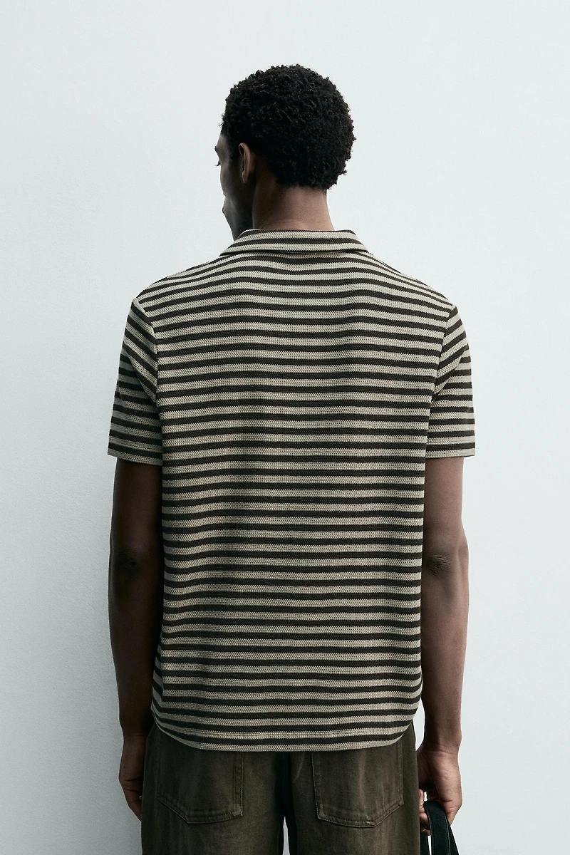 REGULAR FIT TEXTURED POLO