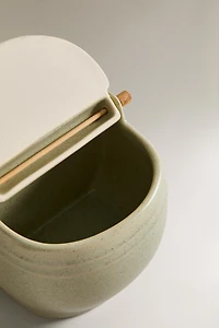 STONEWARE SALT SHAKER WITH LID