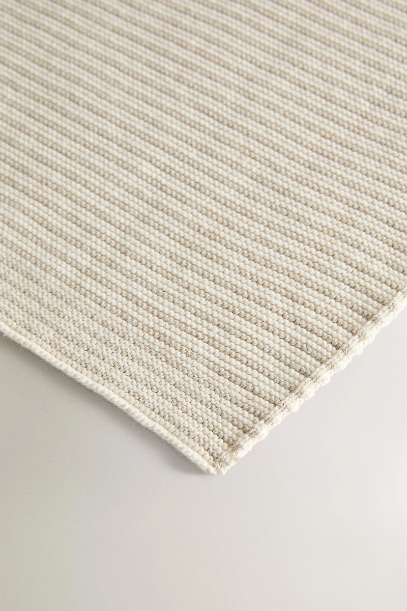CHILDREN'S STRIPED BLANKET