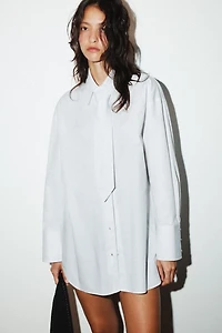 CHEMISE EN POPELINE AVEC CRAVATE