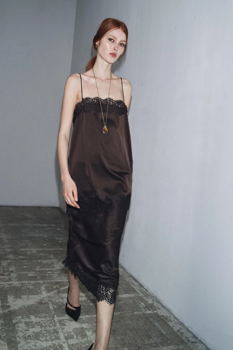 SATIN EFFECT LACE TOP ZW COLLECTION