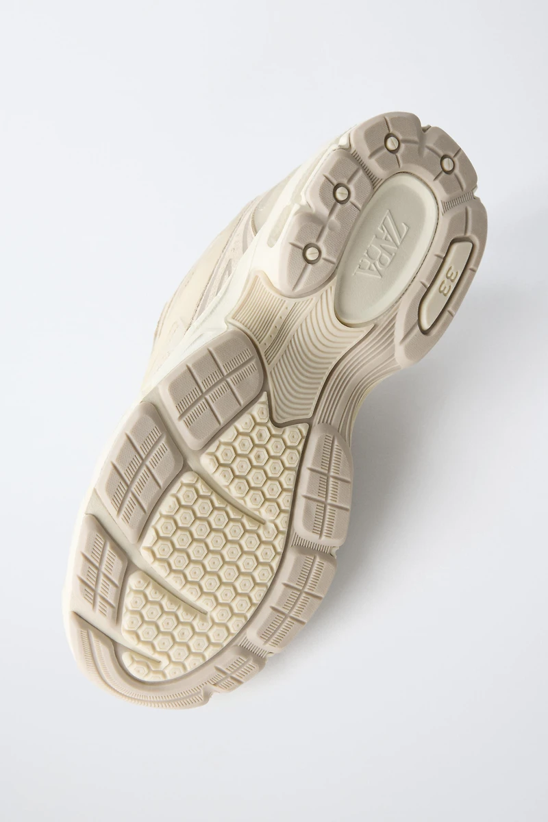MESH SNEAKERS