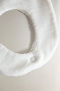 BABY BIB WITH CHICK EMBROIDERY
