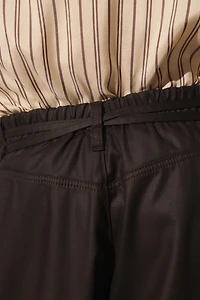 RELAXED FIT WAXED LYOCELL SHORTS