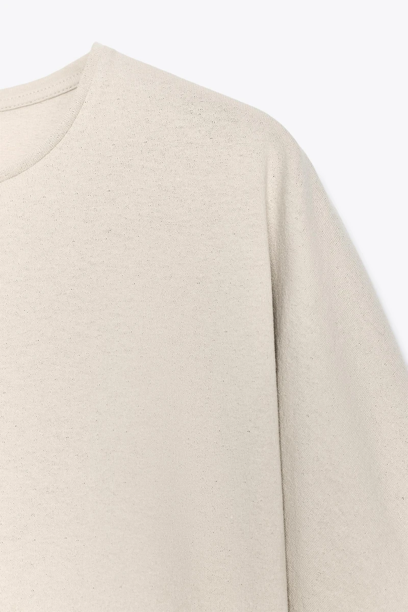 OVERSIZED TEXTURED T-SHIRT