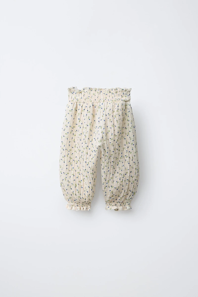 FLORAL TEXTURED BAGGY PANTS
