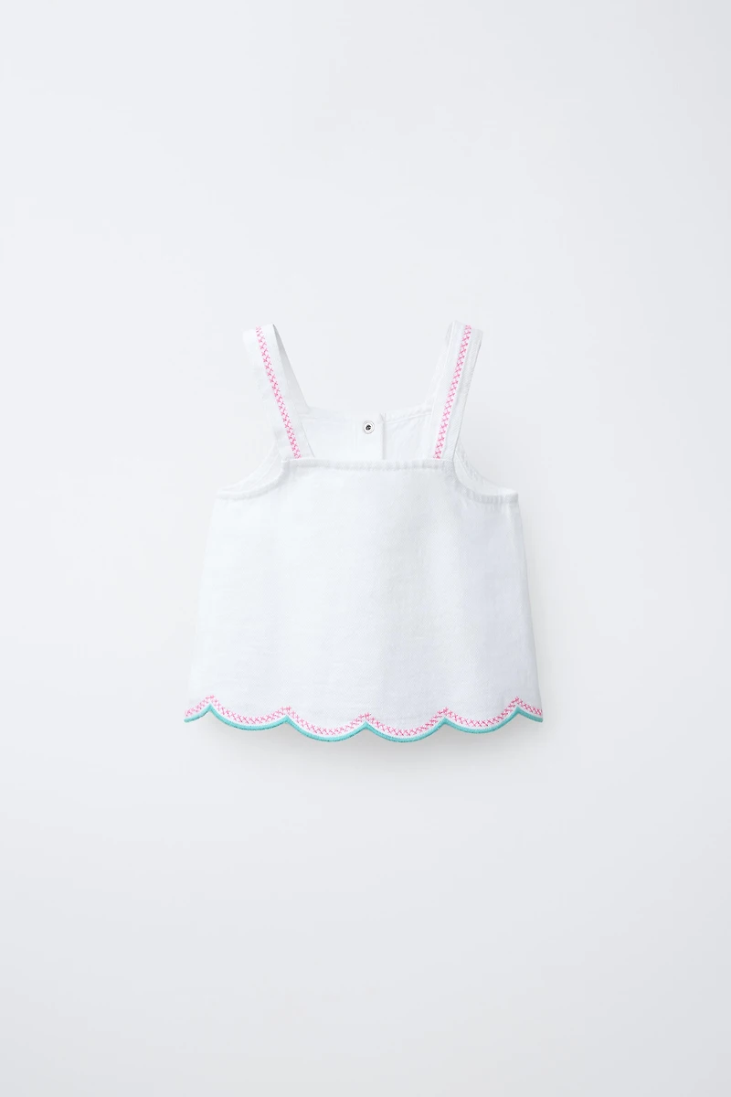 CROSS-STITCH FLORAL TWILL TOP