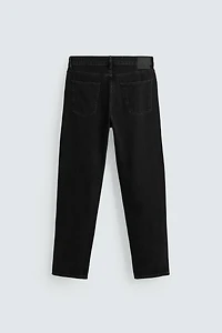 SLIM TAPERED FIT JEANS