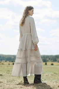 ROBE ROMANTIQUE AVEC CEINTURE LIMITED EDITION