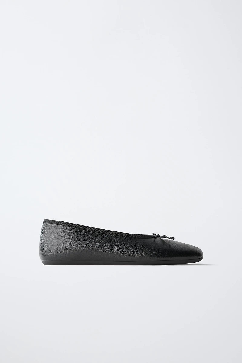 LEATHER BALLET FLATS