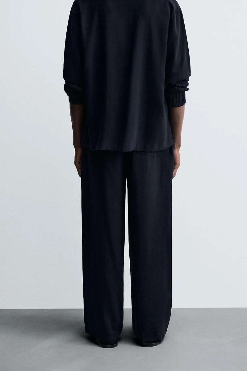 RELAXED FIT BELTED PANTS