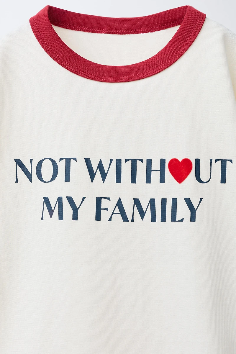 CONTRAST LIVE TEXT T-SHIRT