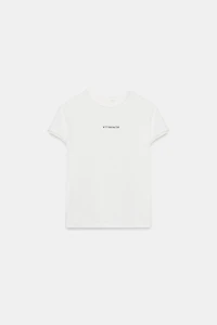 T-SHIRT À INSCRIPTION BRODÉE