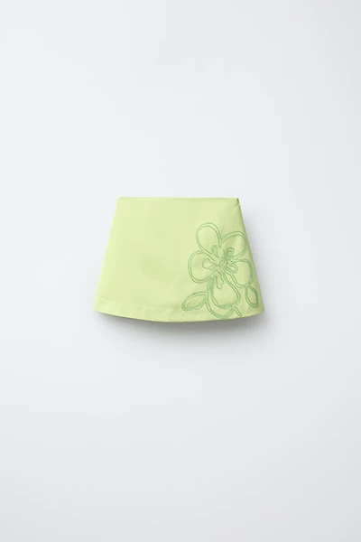 SATIN BEADED FLOWER SKORT