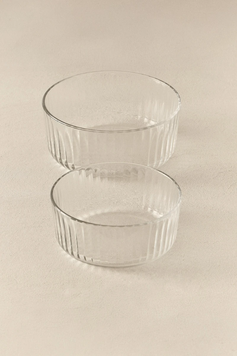 RAISED WAVY DESIGN GLASS BOWL